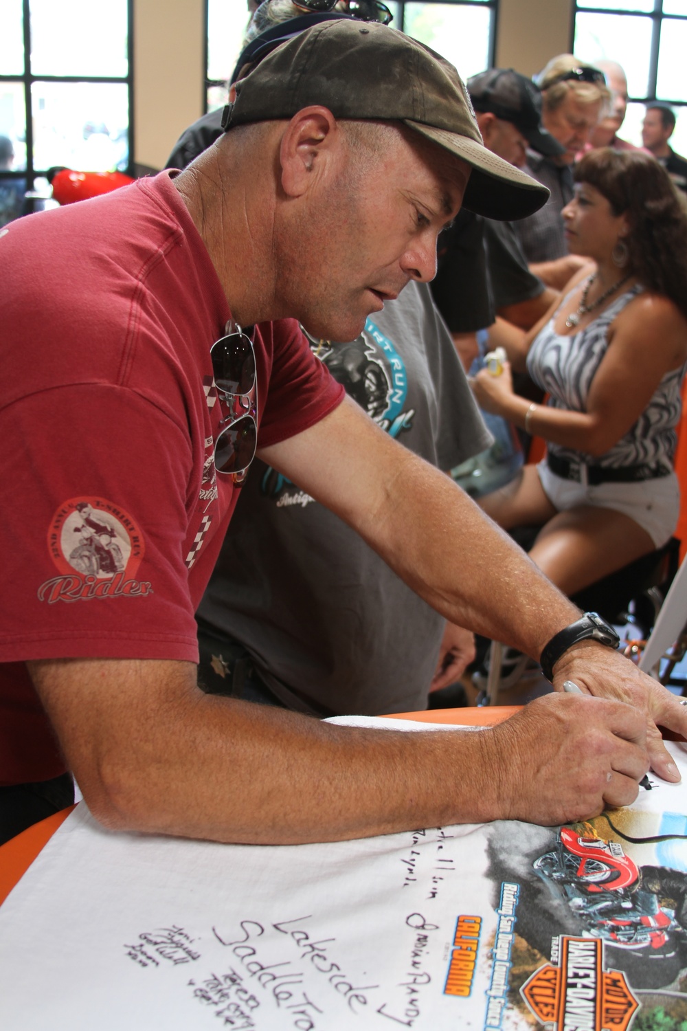 Community comes together for gunny injured in crash