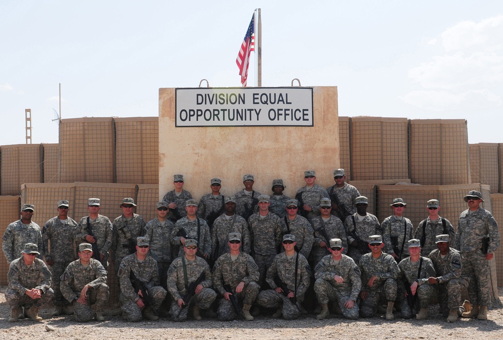 USD–N soldiers complete EO leaders course