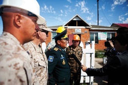 Mongolia, US build friendship during Khaan Quest 2011