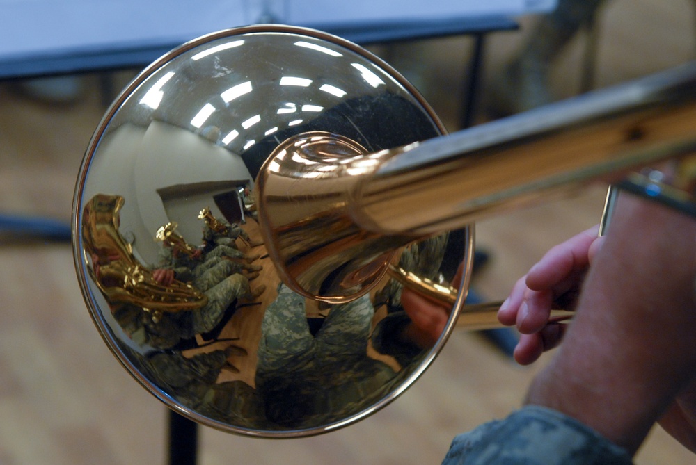 Army Field Band offers musical mentorship to Reserve bandsmen