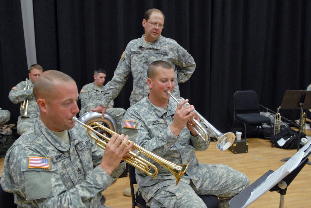 Army Field Band offers musical mentorship to Reserve bandsmen