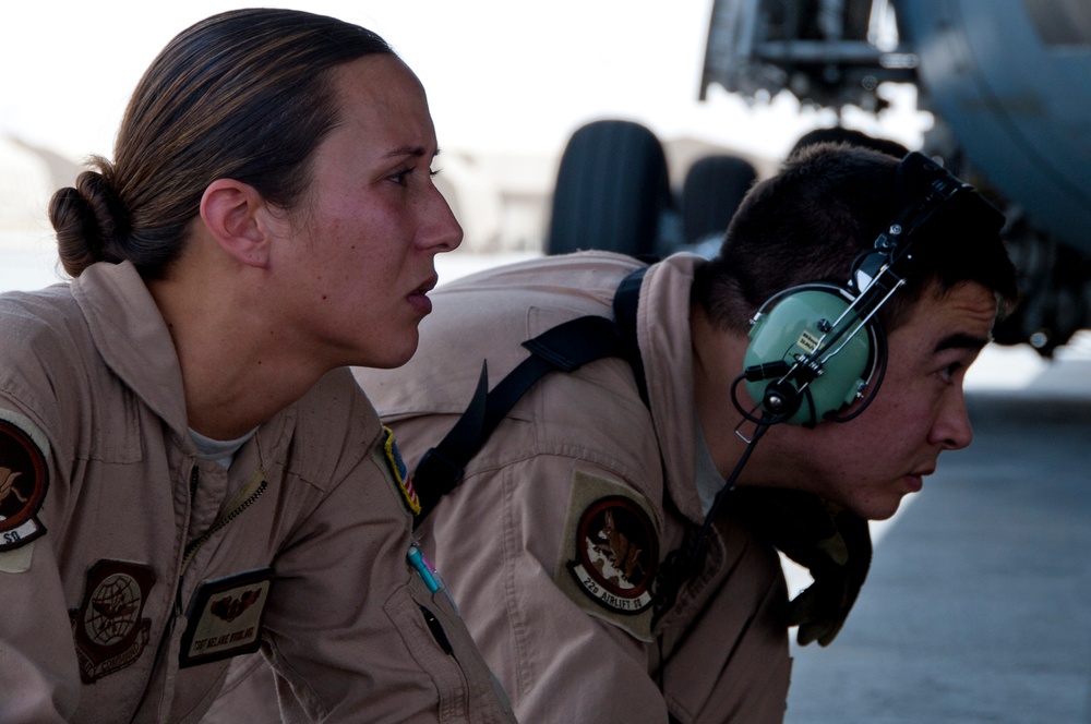 Hornet loaded into Galaxy