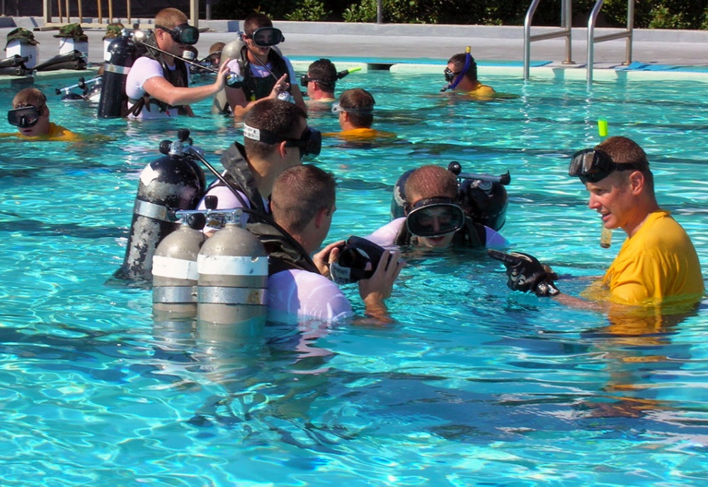 Explosive Ordnance Disposal, phase 1 course