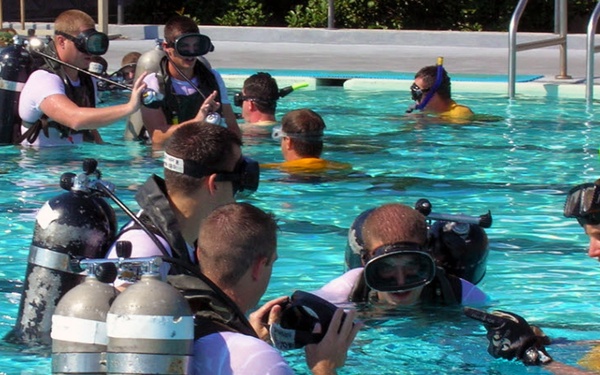 Explosive Ordnance Disposal, phase 1 course