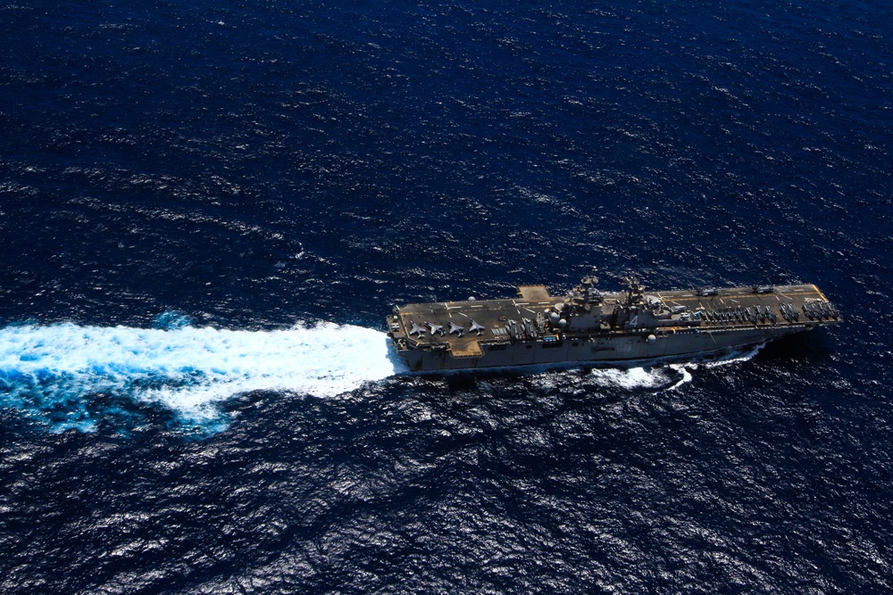 USS Boxer transits Indian Ocean