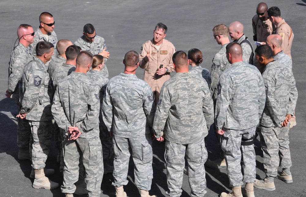 Commander of US Air Forces Central Command visits Bagram