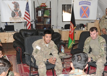 EOD commander meets with Afghan EOD candidates