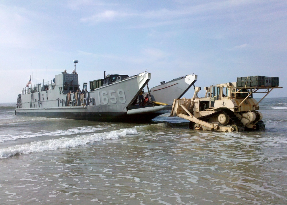 USS Oak Hill