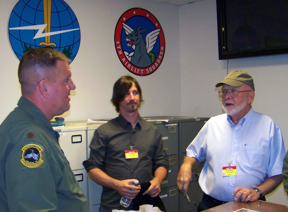 Artists cover air mobility events, places for Air Force Art Program