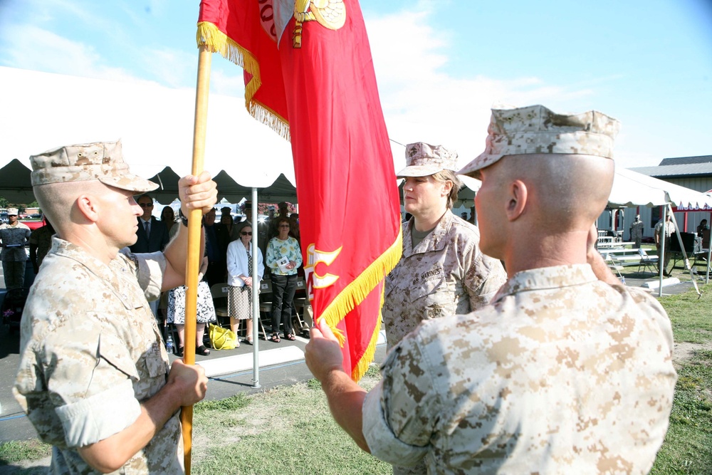 Taking the Reins: Marine Corps Forces Command’s Headquarters &amp; Service Battalion welcomes new commanding officer