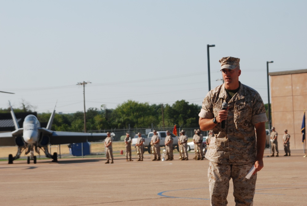 Col. Holmes takes command of Marine Aircraft Group 41