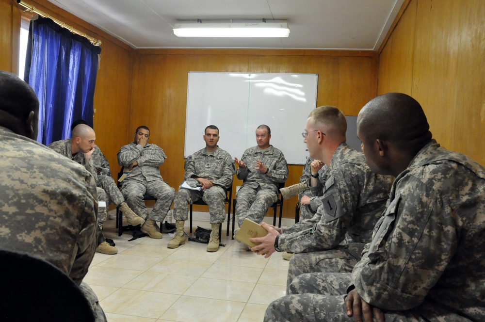 Scenario-driven class helps to hone ‘Dagger’ Brigade soldiers’ suicide prevention techniques