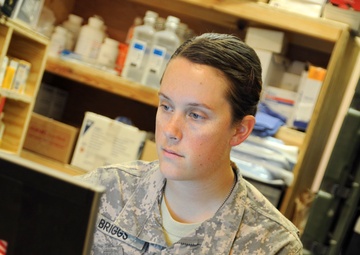 ‘Gladiator’ medics lend helping hand to redeploying engineers