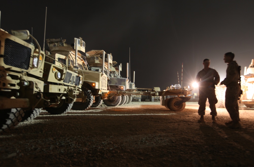 CLB-6 resupplies Sangin-area Marines: Assists with realignment and retrograde