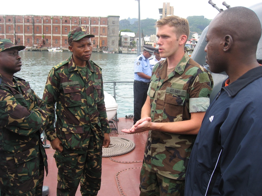 East African Navies, Coast Guards train in Mauritius during APS