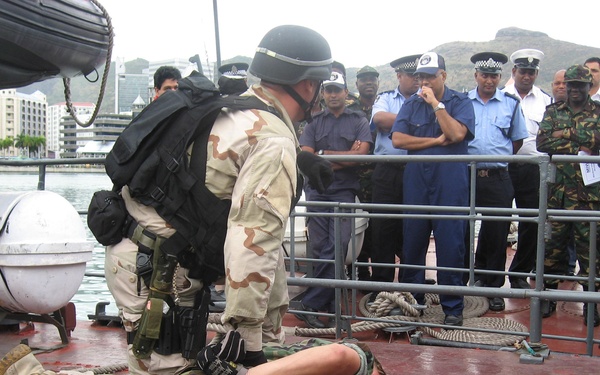 East African Navies, Coast Guards train in Mauritius during APS