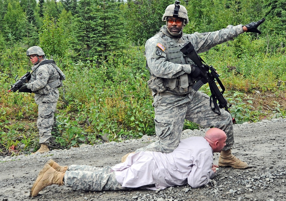 56th Engineer Company (Vertical) convoy exercise