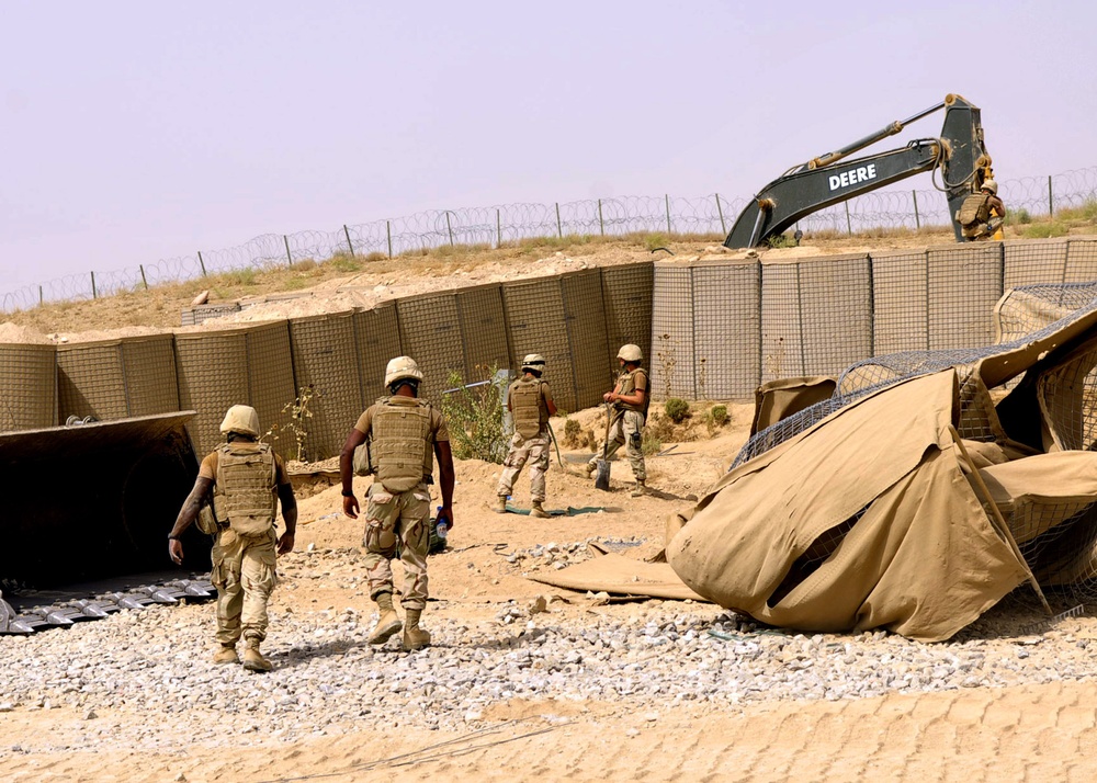 NMCB 1 Seabees build ECP