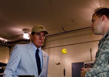 Congressman Phil Gingrey visits 4th Civil Support Team