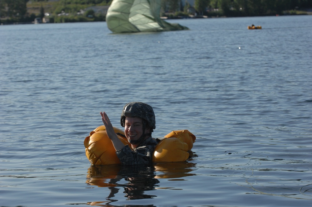 Paratroopers make big splash into Big Lake