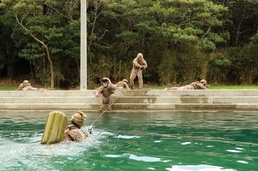 Marines develop hasty tactical water-crossing techniques