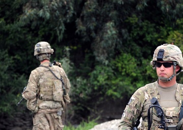 Cavalry platoon sets up TCP in Khowst province