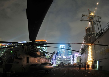 USS Boxer in Hong Kong