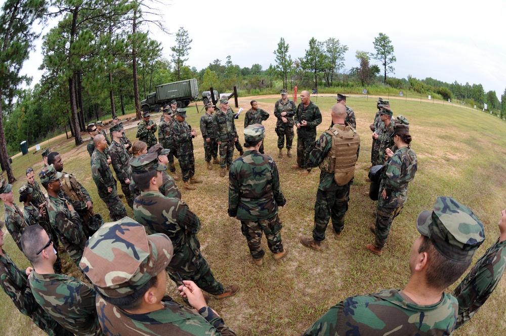 NMCB 11 completes MK19 firing range