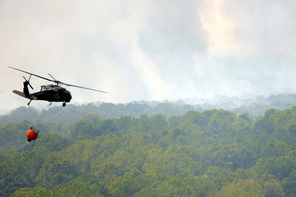 Texas National Guard helicopters battle Bastrop blaze