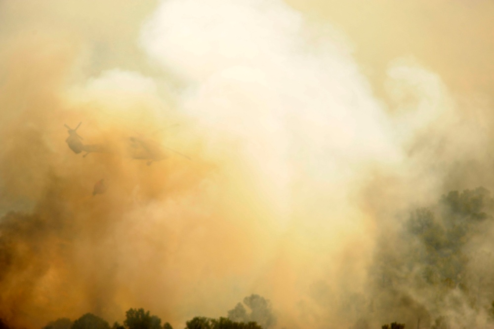 Texas National Guard helicopters battle Bastrop blaze