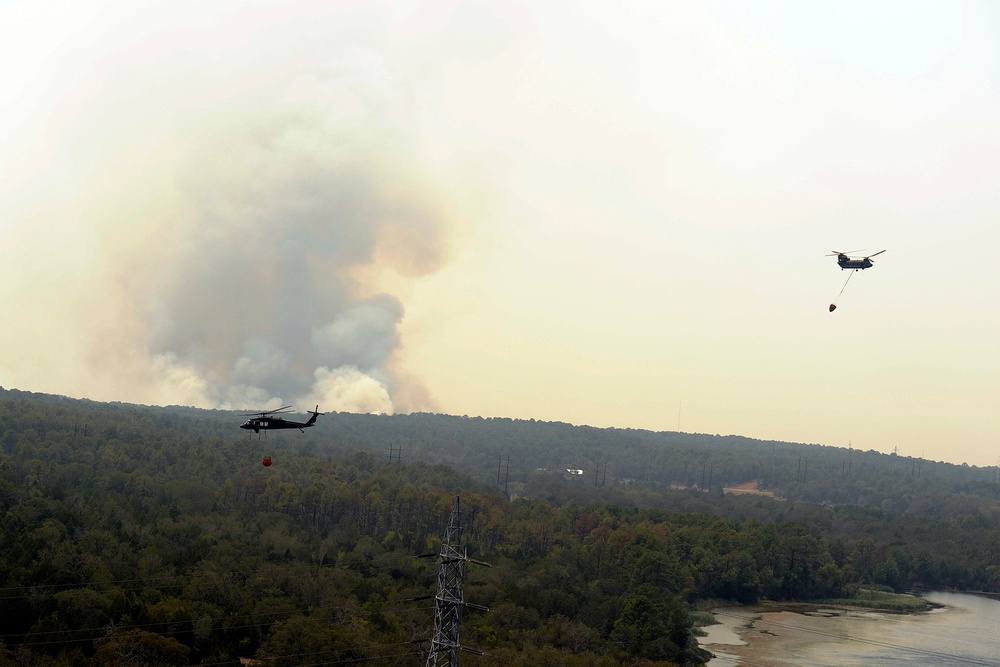 Texas National Guard helicopters battle Bastrop blaze