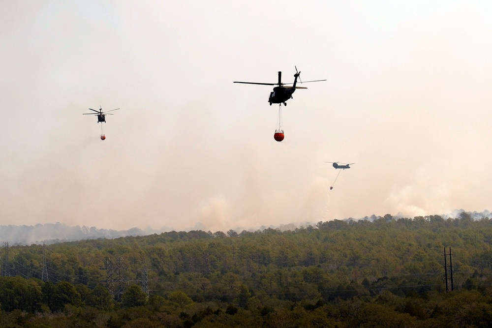 Texas National Guard helicopters battle Bastrop blaze