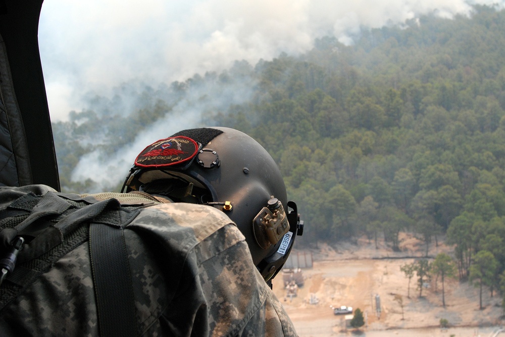 Texas National Guard helicopters battle Bastrop blaze