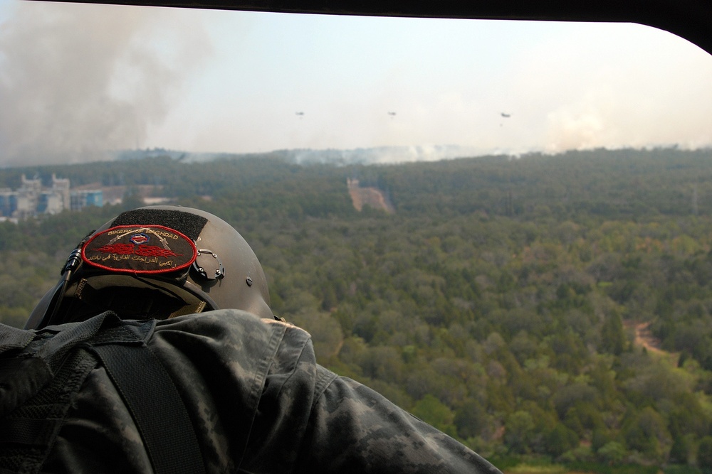 Texas National Guard helicopters battle Bastrop blaze