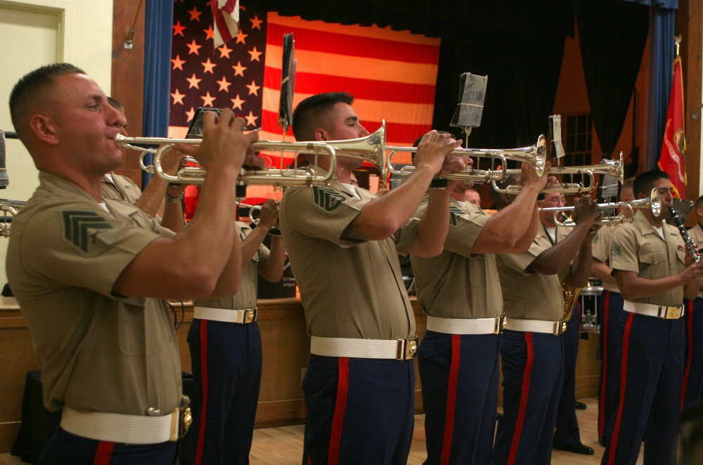 3rd MAW Band sounds off for American Legion