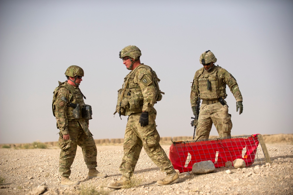 Charlie Company soldiers train as landing zone safety officers