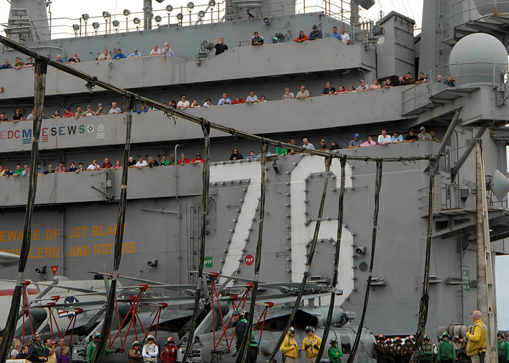 USS Ronald Reagan tiger cruise