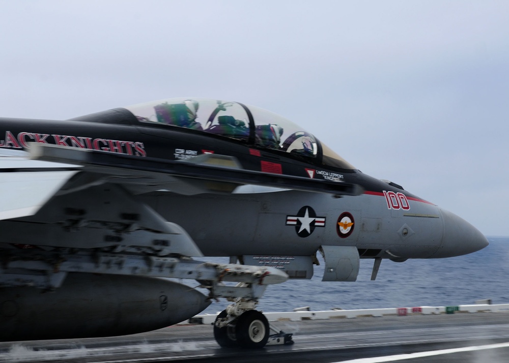 Fly off aboard USS Ronald Reagan