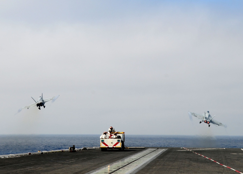 Fly off aboard USS Ronald Reagan