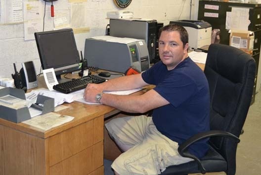 Wounded warrior continues to serve at DLA Distribution