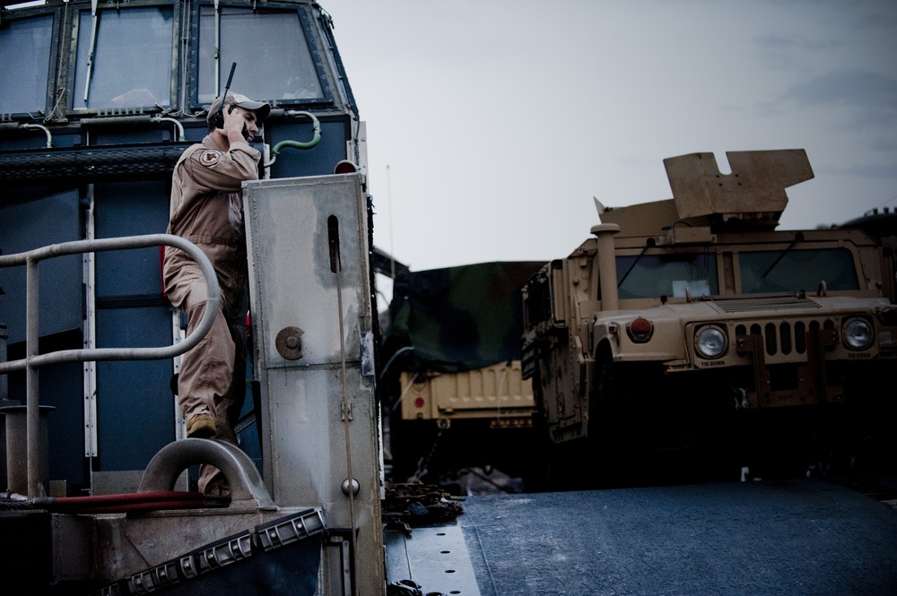 Bataan ARG supports maritime security in 5th Fleet AOR