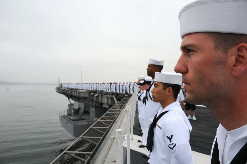 USS Ronald Reagan homecoming