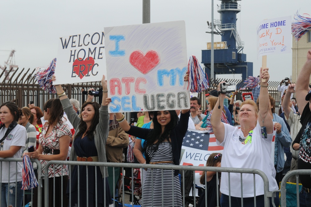 USS Ronald Reagan homecoming