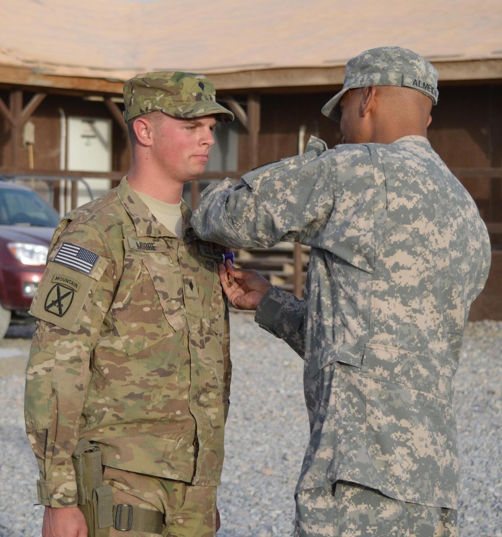 DVIDS - News - Wounded pathfinder proud to continue serving alongside ...