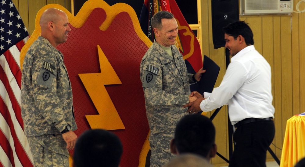 USD-C leaders honor DFAC staff’s hard work