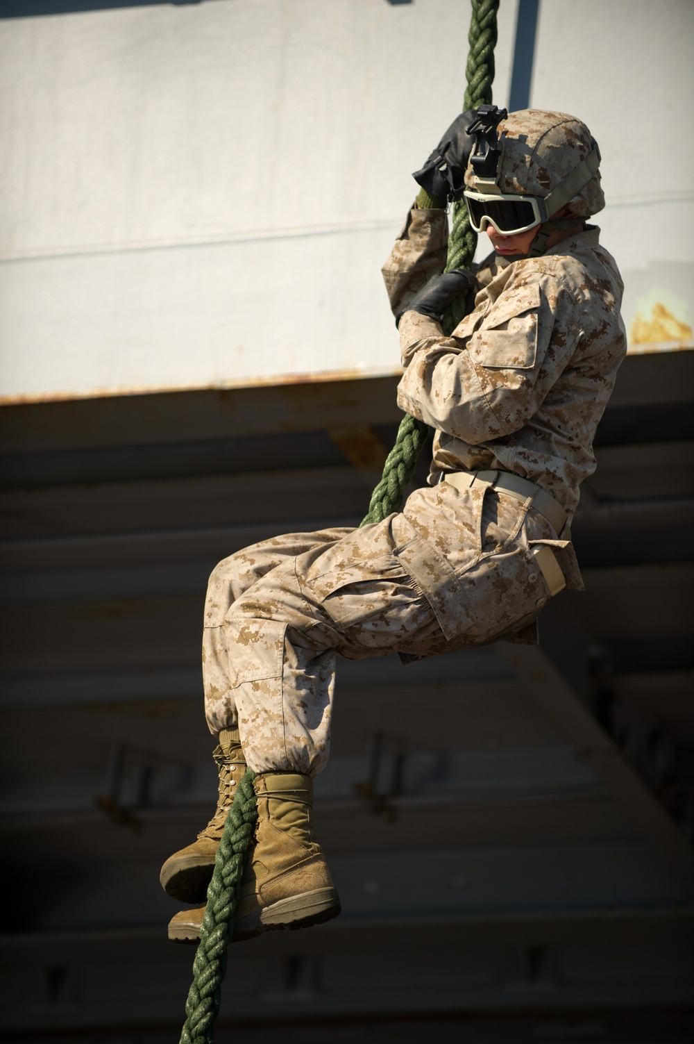 Eleventh Marine Expeditionary Unit trains aboard USS Makin Island