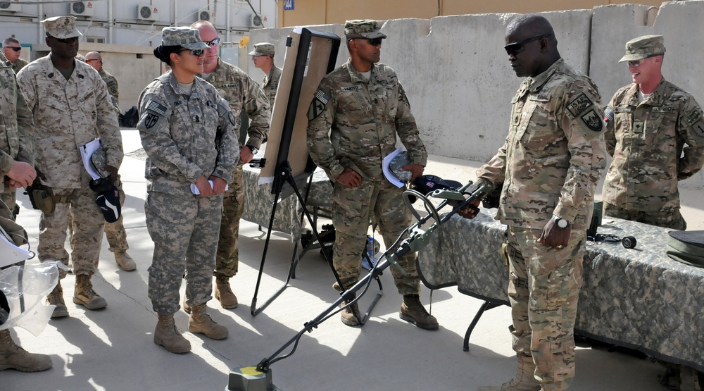 CSM Hill examines enabler equipment at the CSM Conference