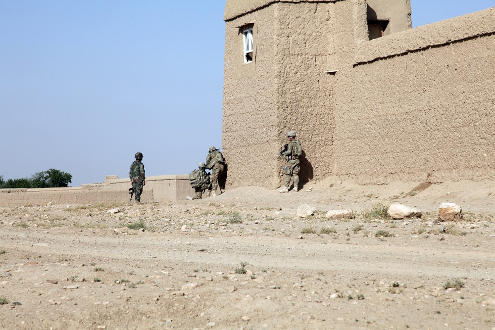 Dismounted patrol in Bande Sarde