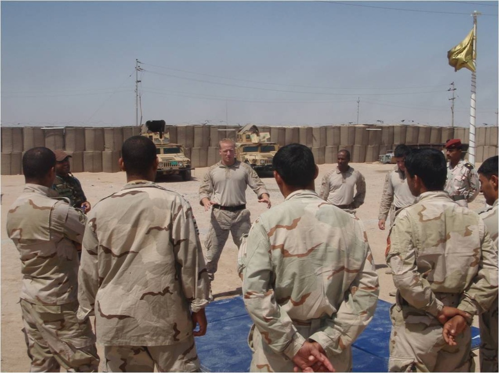 U.S. Marines teach martial arts to Iraqi marines