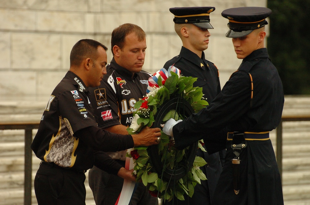 Schumacher, Newman lay wreath at Arlington Schumacher, Newman lay wreath at Arlington